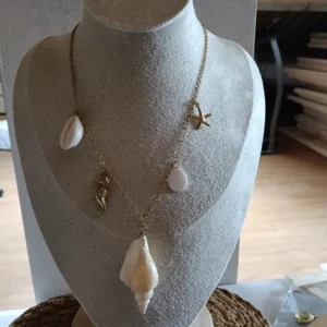 Collar Océano de charms marinos en acero inoxidable hipoalergénico