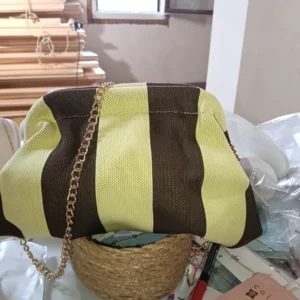Bolso Clutch de Rayas en Amarillo y marrón