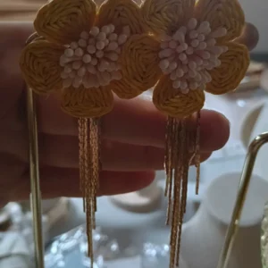 Pendientes Flor con Flecos dorados